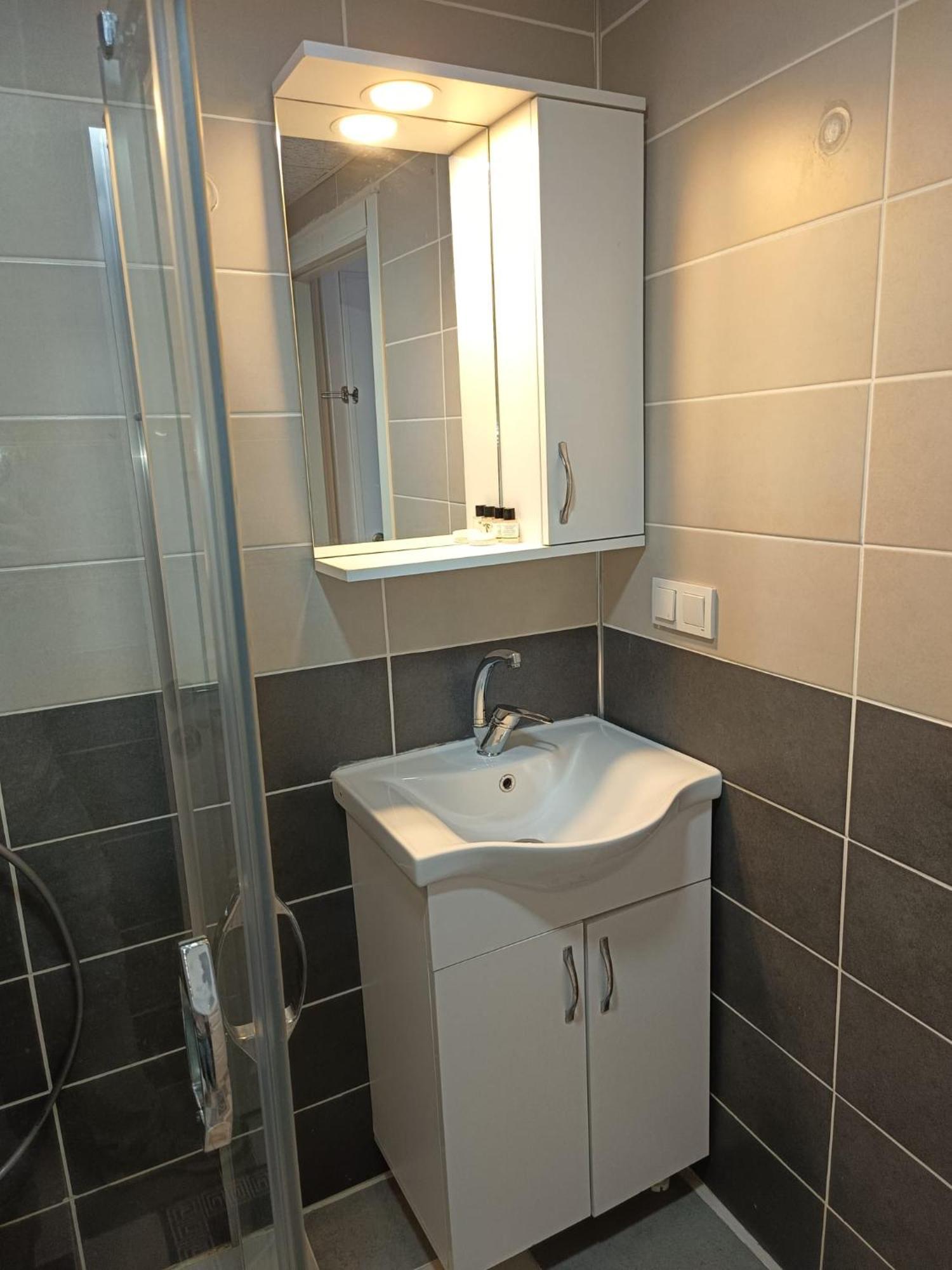 White Crown Apartman Ve Yasam Merkezi Istambul Extérieur photo